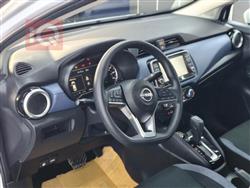 نيسان فيرسا